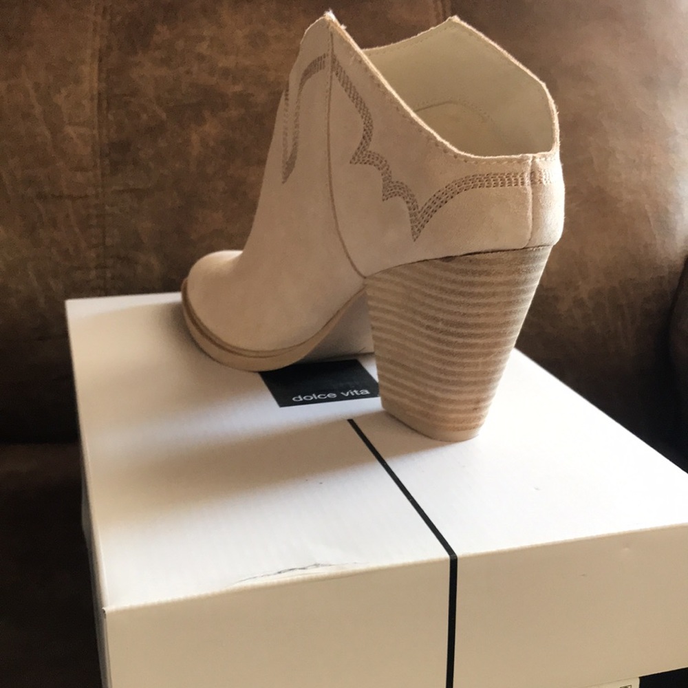 New DOLCE VITA  Suzan GENUIN SUEDE  ankle boots booties in Dune 266 382J - Picture 7 of 17